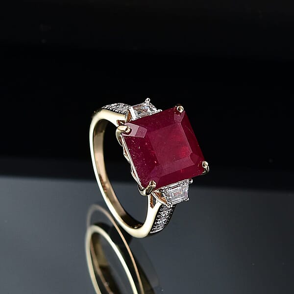10K Yellow Gold AAA Asscher Cut Niassa Ruby Luxuriant Lab Grown Diamond (E-F VS) (0.78 Cts) Ring 10.78 Ctw