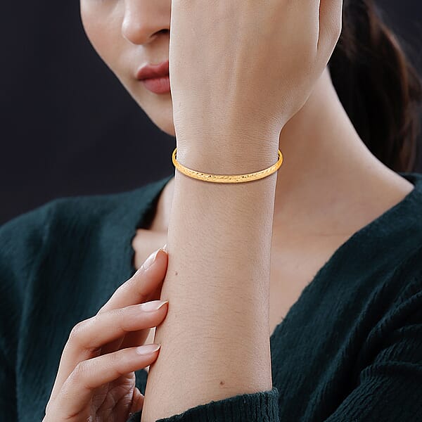 14K Yellow Gold Over Sterling Silver Bangle Bracelet (7.75 In) 4 Grams