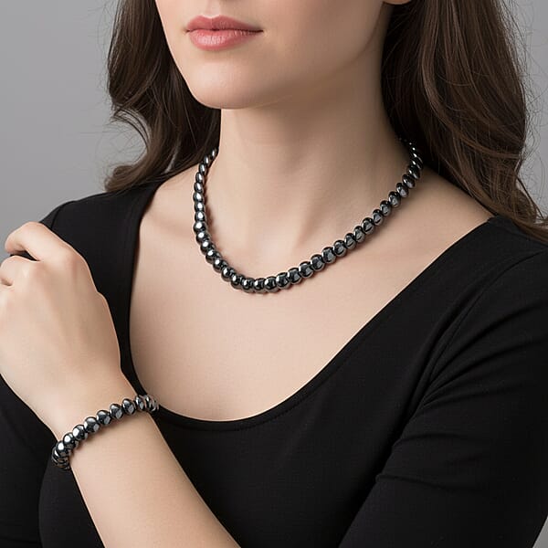 2 Piece Set Gray Hematite 557.00 Ctw Beaded Stretch Bracelet (7-7.5In) And Necklace 21-23 Inches In Silvertone