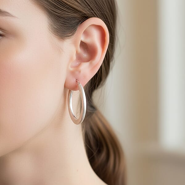 30mm Diamond-cut Hoop Earrings In Sterling Silver 3.10 Grams