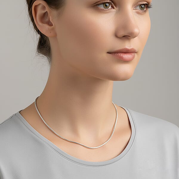 950 Platinum Interlocking Links Chain Necklace (18 Inches) (9.65 Grams)