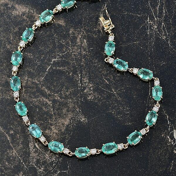 AAA Kagem Zambian Emerald And G-H SI Luxuriant Lab Grown Diamond 7.65 Ctw Bracelet In 10K Yellow Gold (7.25 In)