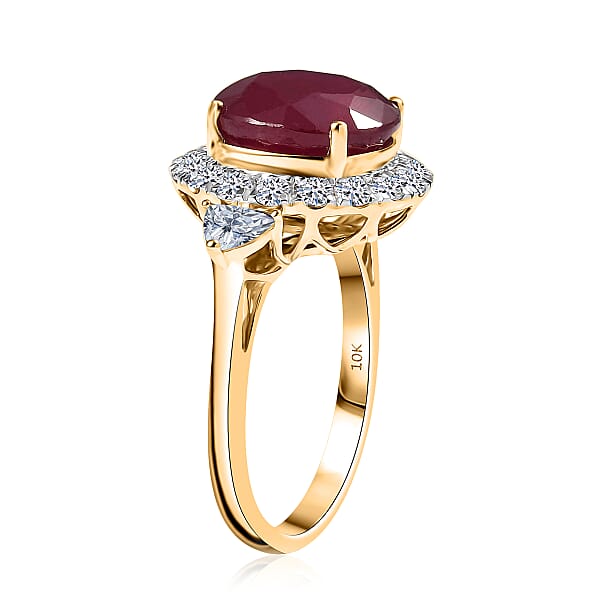 AAA Niassa Ruby And Luxuriant Lab Grown E-F VS Diamond 8.98 Ctw Ring In 10K Yellow Gold