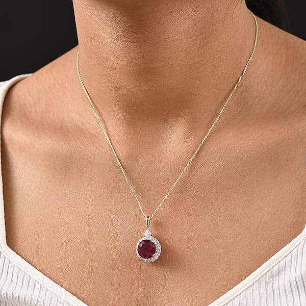 AAA Niassa Ruby (FF) And Luxuriant Lab Grown Diamond E-F VS 8.77 Ctw Pendant Necklace In 10K Yellow Gold 20 Inches
