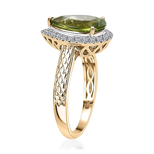 AAA Peridot And G-H SI Luxuriant Lab Grown Diamond 4.33 Ctw Ring In 10K Yellow Gold