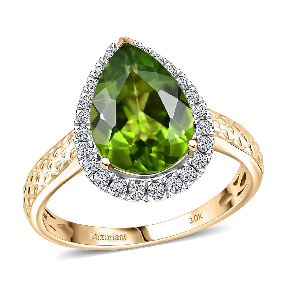 AAA Peridot and G-H SI Luxuriant Lab Grown Diamond 4.33 ctw Ring in 10K Yellow Gold