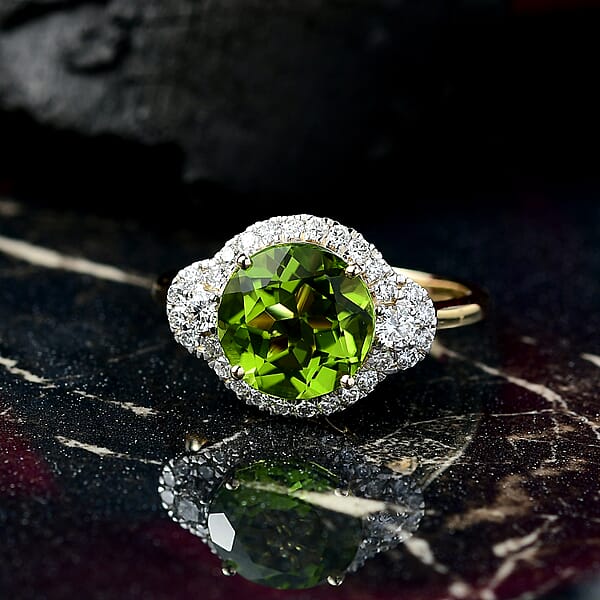AAA Peridot And Luxuriant Lab Grown Diamond G-H SI 4.35 Ctw Ring In 10K Yellow Gold