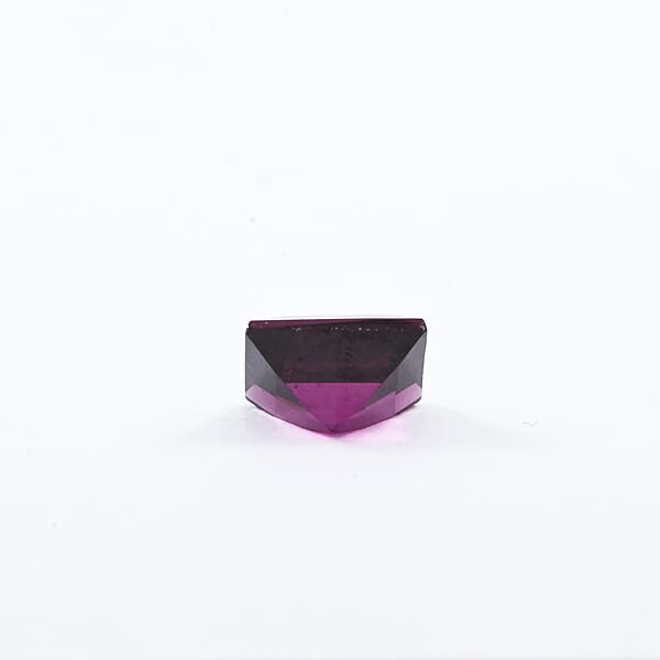 AAA Radiant Ember Garnet (Sqr 6x6 Mm) 1.20 Ctw