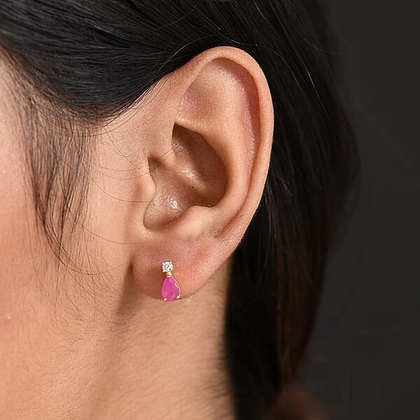 AAA Royal Ruby And Luxuriant Lab Grown Diamond G-H SI 1.15 Ctw Stud Earrings In 18K Vermeil Yellow Gold Over Sterling Silver