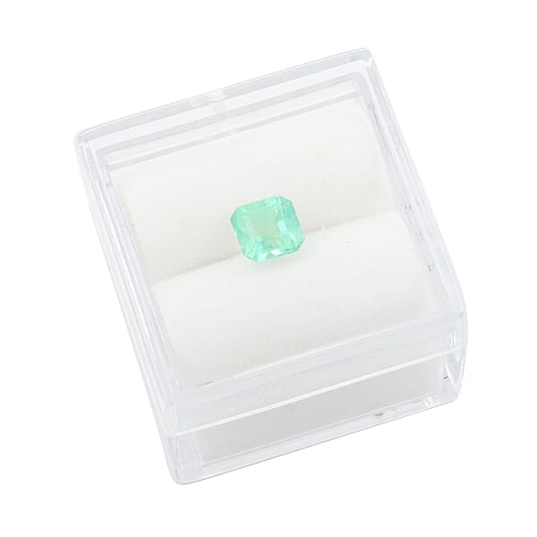 AAAA Boyaca Mint Colombian Emerald (Oct Free Size) 0.50 Ctw