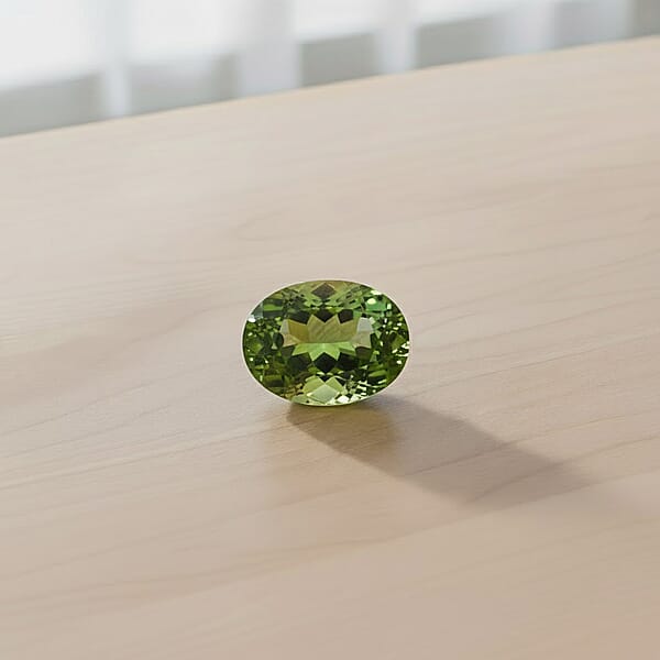 AAAA Cruzeiro Olive Tourmaline (Ovl 10x8 Mm) 2.40 Ctw