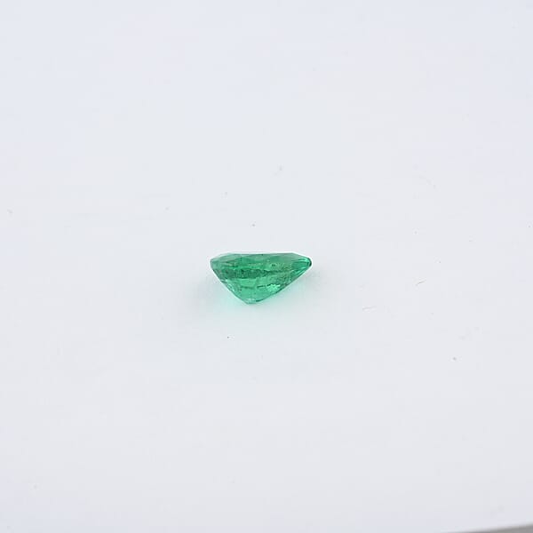 AAAA Kagem Zambian Emerald (Pear 9x7 Mm) 1.20 Ctw