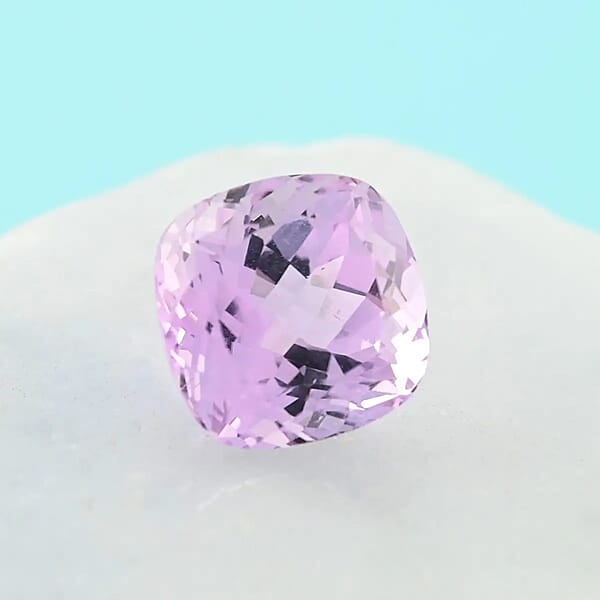 AAAA Martha Rocha Kunzite (Cush 10x10 Mm) 5.00 Ctw