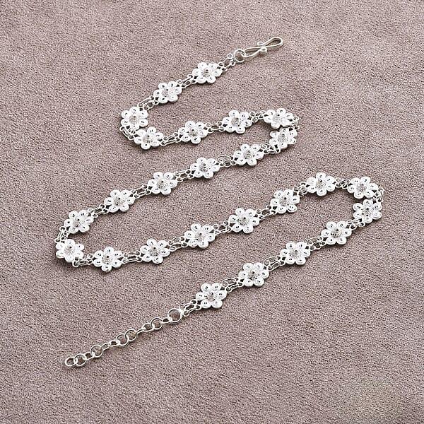 Artistry Tarakashi Collection Sterling Silver Floral Necklace (18 Inches (16.40 Grams)