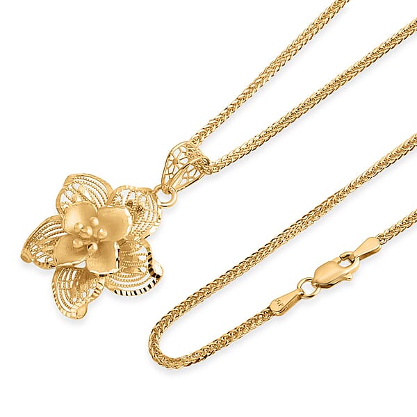 Blooming Flower Pendant Necklace In 10K Yellow Gold 3.10 Grams 20 Inches