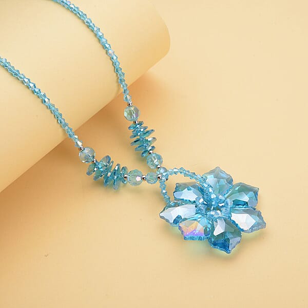 Blue Magic Color Glass Beaded Floral Necklace 20-22 Inches In Silvertone
