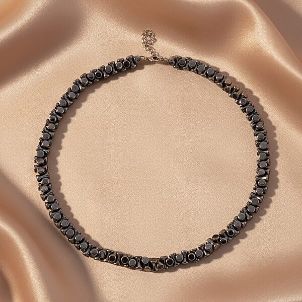 Bone Shape Terahertz 200.00 Ctw Beaded Necklace In Stainless Steel 18-20 Inches