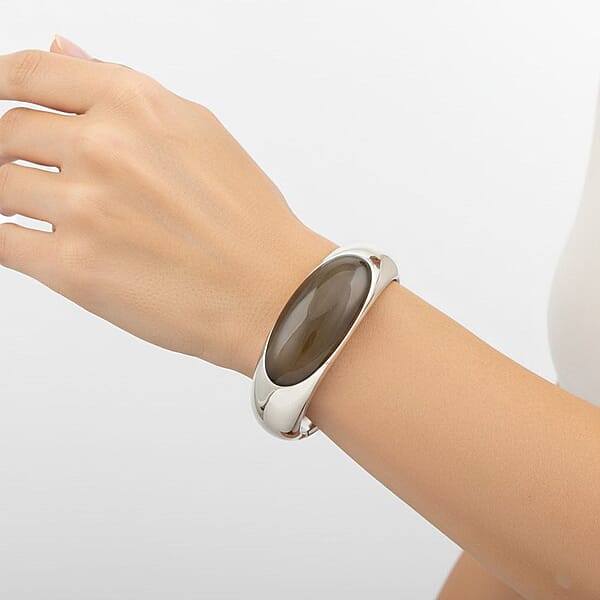 Calvin Klein Closeout Agate Ellipse Bangle Bracelet In Stainless Steel (5.50 In) 8.00 Ctw