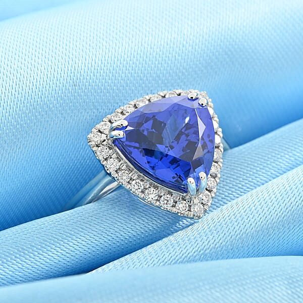 Certified And Appraised Rhapsody AAAA Tanzanite And E-F VS Diamond 3.00 Ctw Halo Ring In 950 Platinum 5 Grams