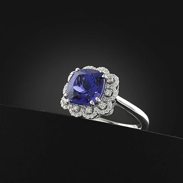Certified And Appraised Rhapsody AAAA Tanzanite And E-F VS Diamond 4.25 Ctw Ring In 950 Platinum 7.30 Grams