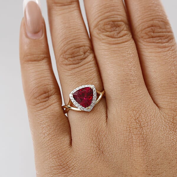 Certified & Appraised AAA Luxuriant Bixbite (LG) 10.0) And E-F VS Lab Grown Diamond 2.28 Ctw Ring In 10K Yellow Gold