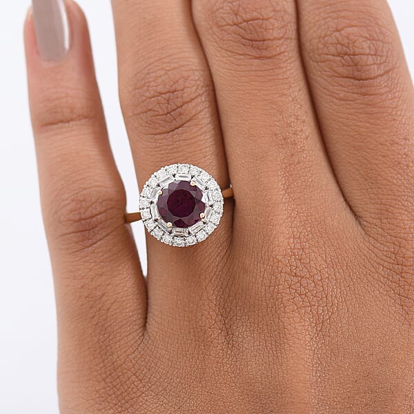 Certified & Appraised AAA Radiant Ember Garnet And Luxuriant Lab Grown Diamond G-H SI 2.93 Ctw Ring In 10K Yellow Gold
