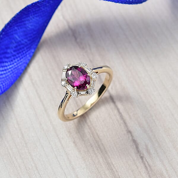 Certified & Appraised AAA Radiant Ember Garnet And Luxuriant Lab Grown Diamond G-H SI 1.65 Ctw Ring In 10K Yellow Gold
