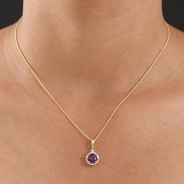 Certified & Appraised AAA Radiant Ember Garnet And Luxuriant Lab Grown Diamond G-H SI 1.83 Ctw Pendant With Chain In 10K Yellow Gold