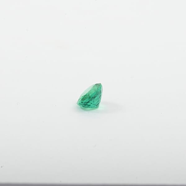 Certified & Appraised AAAA Nova Era Emerald (Ovl 9x7 Mm) 1.80 Ctw