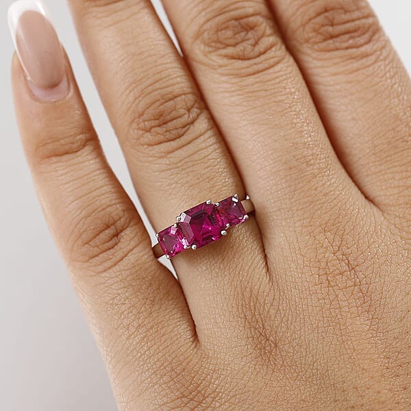 Certified & Appraised Asscher Cut AAA Luxuriant Bixbite (LG) 10.0) 2.60 Ctw 3 Stone Ring In 10K White Gold