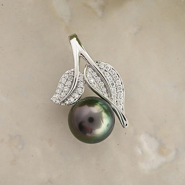 Certified & Appraised Iliana 18K White Gold AAA Tahitian Pearl 10-10.5mm And SI Diamond Pendant Without Chain 0.27 Ctw