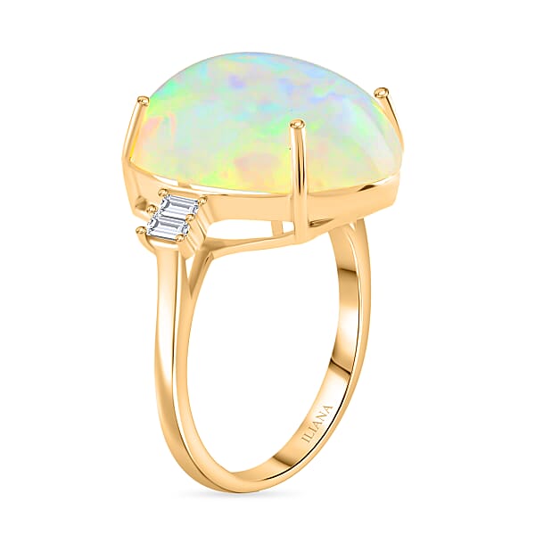 Certified & Appraised Iliana AAA Ethiopian Welo Opal And G-H SI Diamond 7.75 Ctw Ring In 18K Yellow Gold