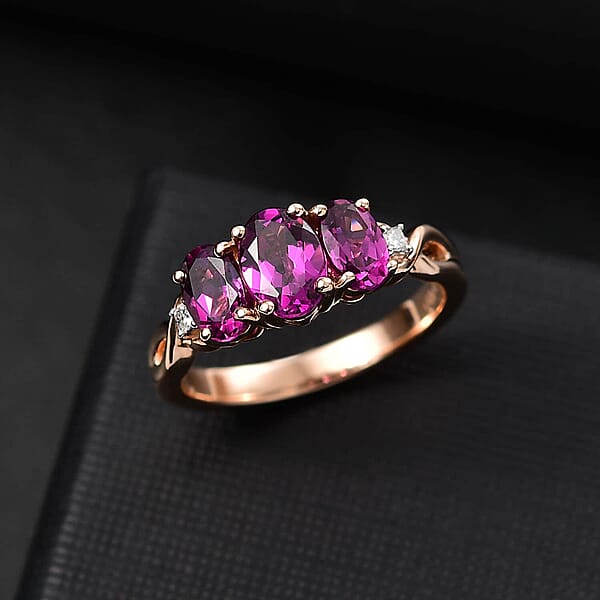 Certified & Appraised Luxoro 10K Rose Gold AAA Radiant Ember Garnet Diamond (G-H I2) 3 Stone Ring 2.10 Ctw