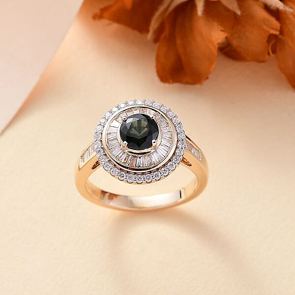 Certified & Appraised Luxoro 14K Yellow Gold AAA Green Sapphire Diamond (I2) (0.68 Cts) Ring (5.15 G) 1.97 Ctw