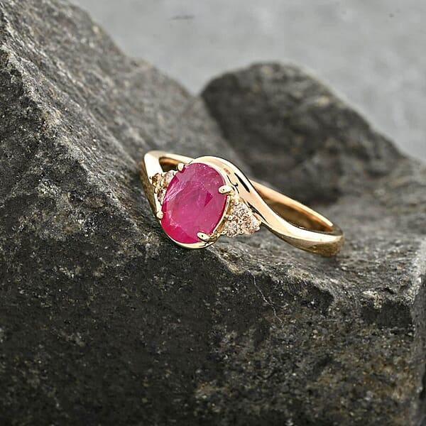 Certified & Appraised Luxoro 14K Yellow Gold AAA Montepuez Ruby And G-H I2 Diamond Ring 4.15 Grams 1.65 Ctw
