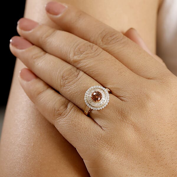 Certified & Appraised Luxoro AAA Orange Sapphire And I2 Diamond 2.00 Ctw Ring In 14K Yellow Gold 5.27 Grams