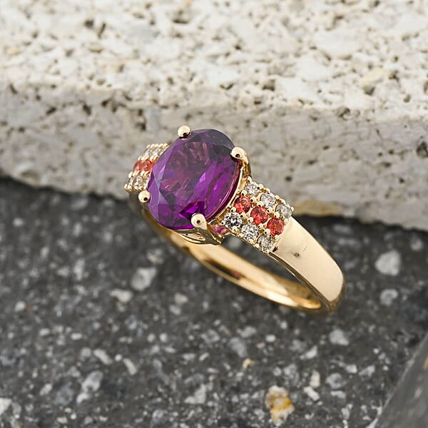 Certified & Appraised Luxoro AAA Radiant Ember Garnet Padparadscha Sapphire And G-H I2 Diamond 2.60 Ctw Ring In 10K Yellow Gold 4.15 Grams