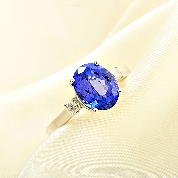 Certified & Appraised Luxoro AAA Tanzanite And G-H I2 Diamond 2.50 Ctw Ring In 14K White Gold