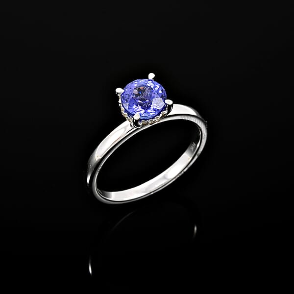 Certified & Appraised Luxoro AAA Tanzanite And G-H I2 Diamond 2.05 Ctw Ring In 10K White Gold