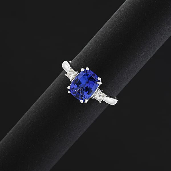 Certified & Appraised Luxoro AAA Tanzanite And I2 Diamond 2.25 Ctw Ring In 10K White Gold