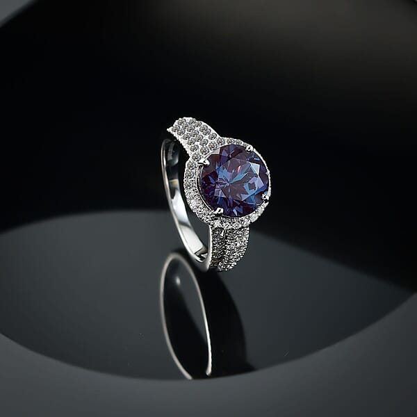 Certified & Appraised Luxuriant AAA Lab Grown Alexandrite And E-F VS Lab Grown Diamond 5.63 Ctw Ring In 10K White Gold