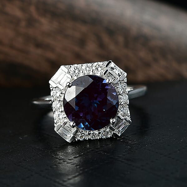 Certified & Appraised Luxuriant AAA Lab Grown Alexandrite And Diamond G-H SI 5.57 Ctw Ring In 10K White Gold