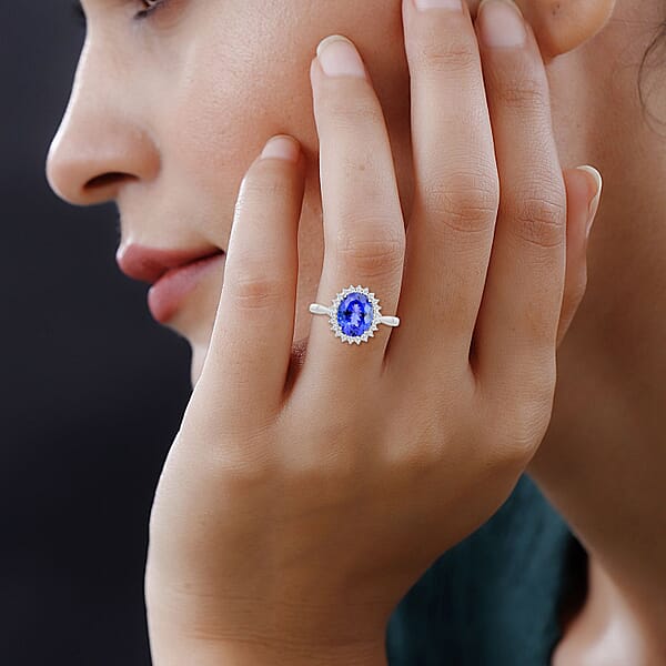 Certified & Appraised Rhapsody 950 Platinum AAAA Tanzanite And E-F VS Diamond Ring 6.20 Grams 3.10 Ctw