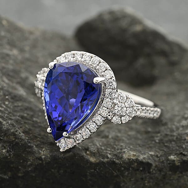 Certified & Appraised Rhapsody 950 Platinum AAAA Tanzanite And E-F VS Diamond Ring 8.65 Grams 7.50 Ctw