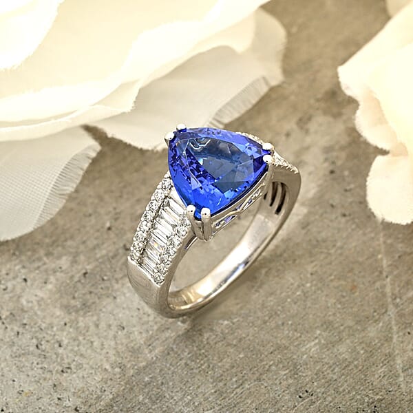 Certified & Appraised Rhapsody AAAA Tanzanite And E-F VS Diamond 5.30 Ctw Ring In 950 Platinum 8.05 Grams