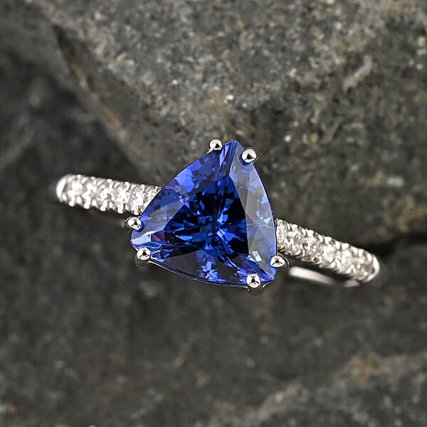 Certified & Appraised Rhapsody AAAA Tanzanite And E-F VS Diamond 2.10 Ctw Solitaire Ring In 950 Platinum 4.50 Grams
