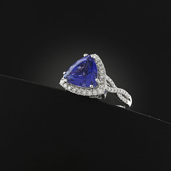 Certified & Appraised Rhapsody AAAA Tanzanite And E-F VS Diamond 4.50 Ctw Ring In 950 Platinum 7.35 Grams