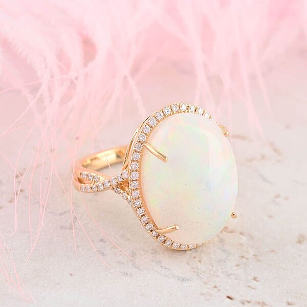 Certified Iliana 18K Yellow Gold AAA Ethiopian Welo Opal And G-H SI Diamond Halo Ring 5.85 Grams 9.50 Ctw