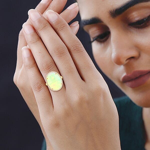 Certified Iliana 18K Yellow Gold AAA Ethiopian Welo Opal And G-H SI Diamond Ring 7.85 Grams 12.85 Ctw