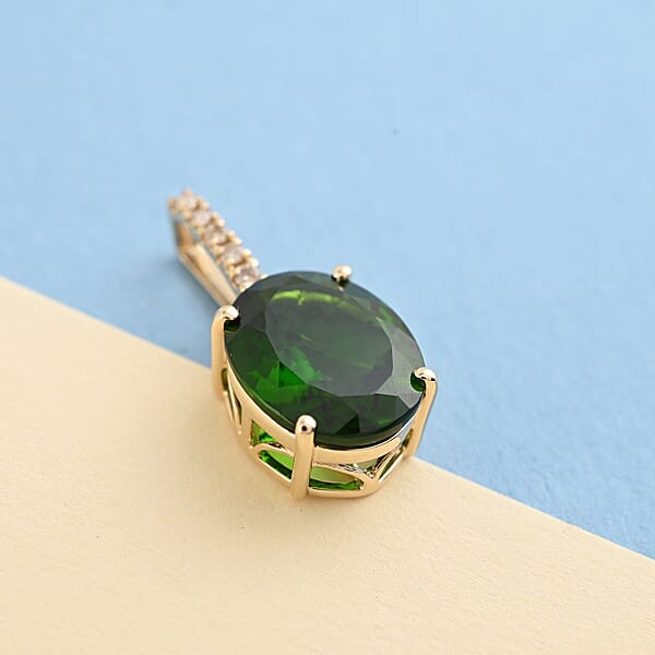Certified Luxoro 14K Yellow Gold AAA Natural Chrome Diopside And G-H I1 Diamond Pendant 3.60 Ctw